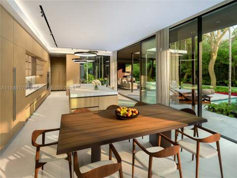 1725 S Bayshore Dr, Miami FL - photo 12 of 24