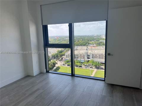 121 NE 34th St 1610, Miami FL - photo 13 of 34