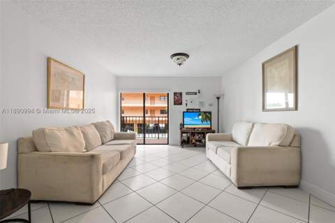 1800 W 54th St 109, Hialeah FL - photo 22 of 25