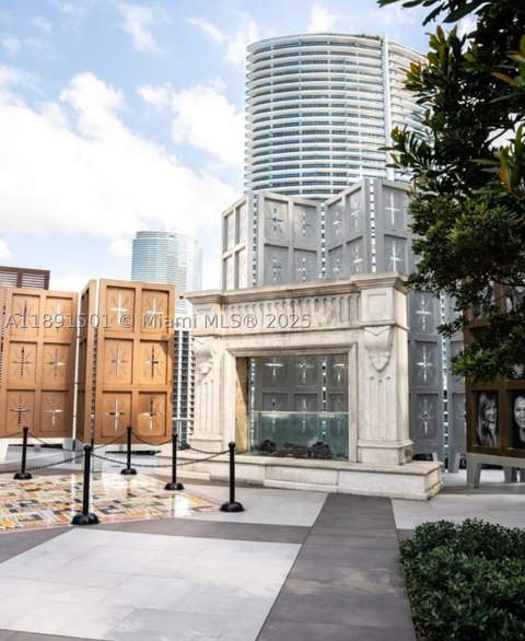 495 Brickell Ave 3706, Miami FL - photo 17 of 48
