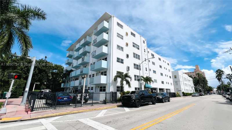 1 bedroom Condominium at 801 Meridian Ave 1A, 801 Meridian Ave Condo Ap, Miami Beach — photo 1