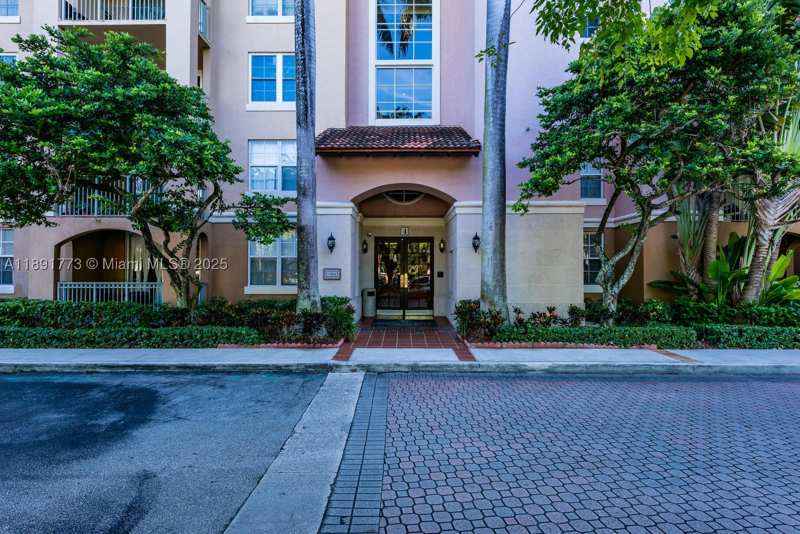 2 bedroom Condominium at 19801 E Country Club Dr 4501, The Yacht Club At Aventur, Aventura — photo 1