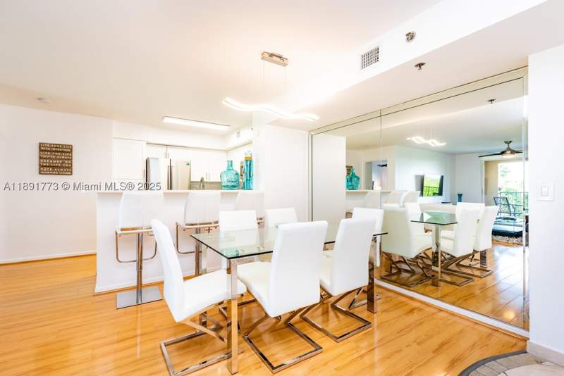 2 bedroom Condominium at 19801 E Country Club Dr 4501, The Yacht Club At Aventur, Aventura — photo 5