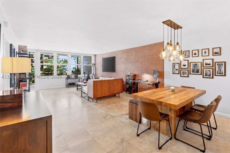 1 bedroom Condominium at 5700 Collins Ave 3M, Seacoast 5700 Condo, Miami Beach — photo 1