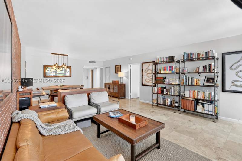 1 bedroom Condominium at 5700 Collins Ave 3M, Seacoast 5700 Condo, Miami Beach — photo 4