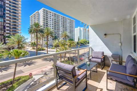 5700 Collins Ave 3M, Miami Beach FL - photo 6 of 29
