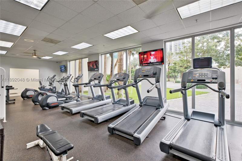 1 bedroom Condominium at 19370 Collins Ave 407, Ocean Reserve Condo, Sunny Isles Beach — photo 4