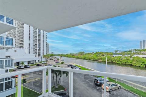 20515 E Country Club Dr 343, Aventura FL - photo 23 of 24