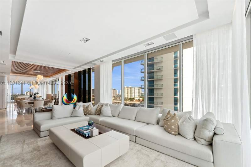 4 bedroom Condominium at 16901 Collins Ave 805, Jade Signature Condo, Sunny Isles Beach — photo 2