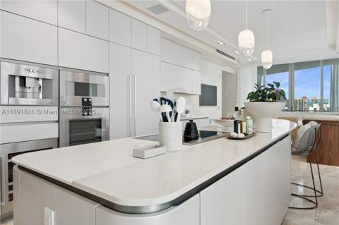 16901 Collins Ave 805, Sunny Isles Beach FL - photo 9 of 27
