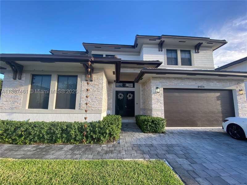 5 bedroom SingleFamilyResidence at 8904 SW 69th Ter, Legacy Grand, Miami — photo 1