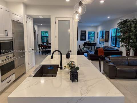 8904 SW 69th Ter, Miami FL - photo 18 of 42