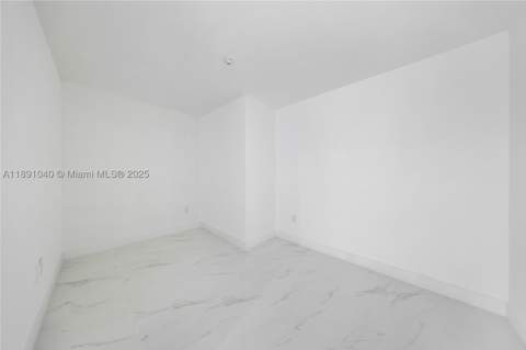 700 NE 24 St 3402, Miami FL - photo 6 of 19