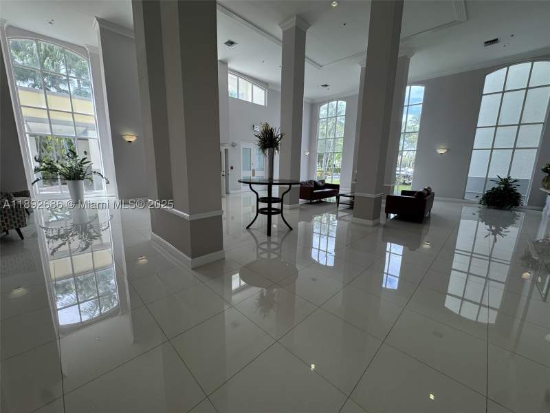 3 bedroom Condominium at 9725 NW 52nd St 114, Doral House Condo No 3, Doral — photo 3