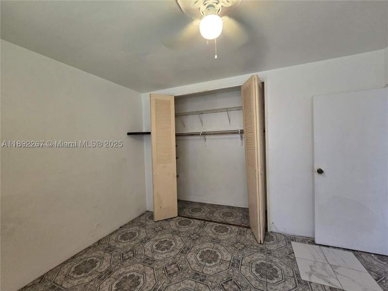 1 bedroom StockCooperative at 70 NW 77th St 11, Prestige Apts Inc Co-Op, Miami — photo 5