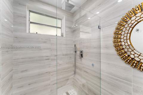 4720 Pine Tree Drive 2, Miami Beach FL - photo 15 of 23