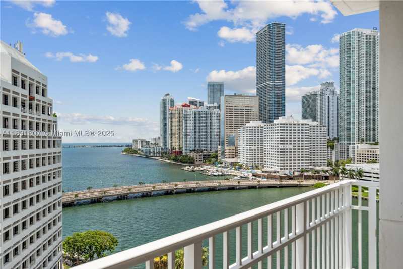 2 bedroom Condominium at 701 Brickell Key Blvd 1411, Courvoisier Courts Condo, Miami — photo 1