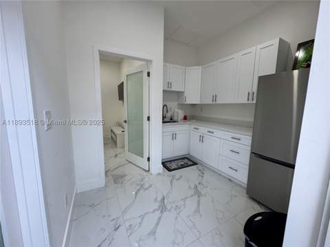 2122 NE 39th Ter, Homestead FL - photo 14 of 21