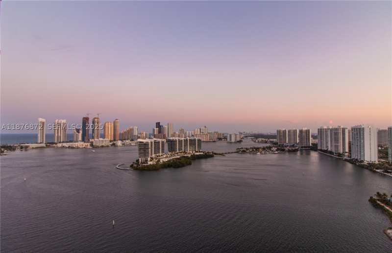 2 bedroom Condominium at 3370 NE 190 St Ph 2909, 100 Hidden Bay Condo, Aventura — photo 1