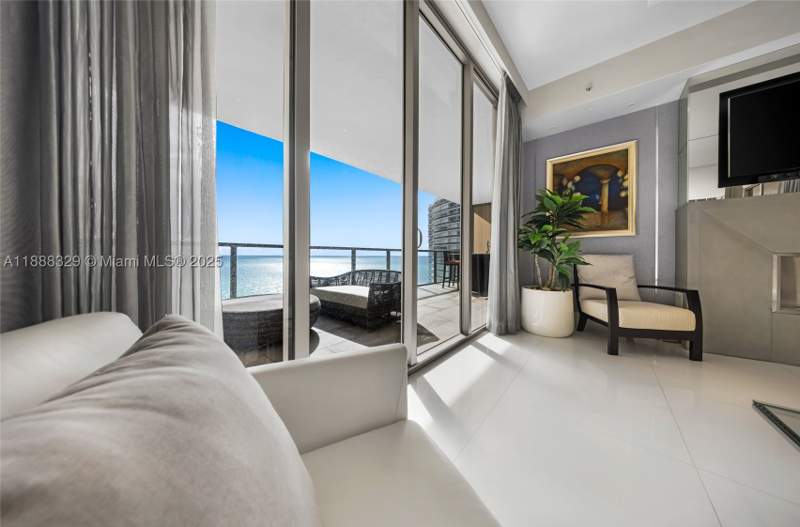 2 bedroom Condominium at 9701 Collins Avenue 1204 South, St Regis Bal Hrbour, Bal Harbour — photo 2