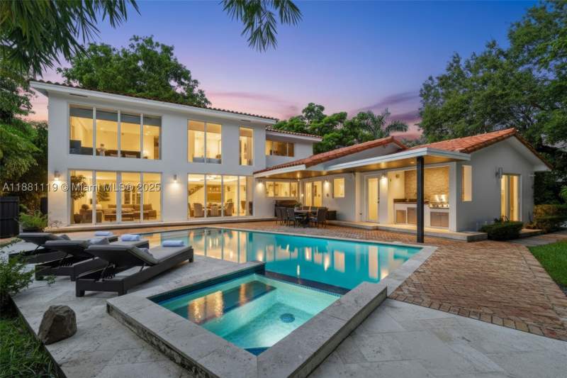 4 bedroom SingleFamilyResidence at 575 Bay Point Rd, BAY POINT, Miami — photo 1
