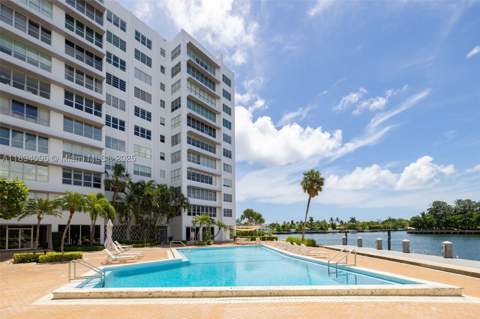 9100 W Bay Harbor Dr 10B, Bay Harbor Islands FL - photo 24 of 26
