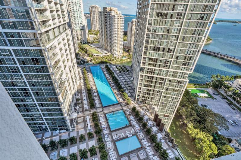 2 bedroom Condominium at 495 Brickell Ave 1510, Icon Brickell No Two, Miami — photo 5