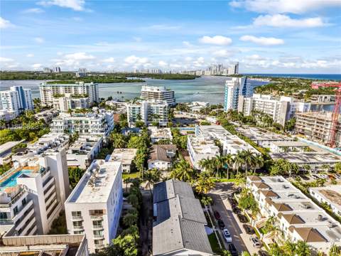 10090 Bay Harbor Ter 10090, Bay Harbor Islands FL - photo 21 of 44