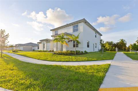 13203 SW 188th Ter, Miami FL - photo 6 of 49