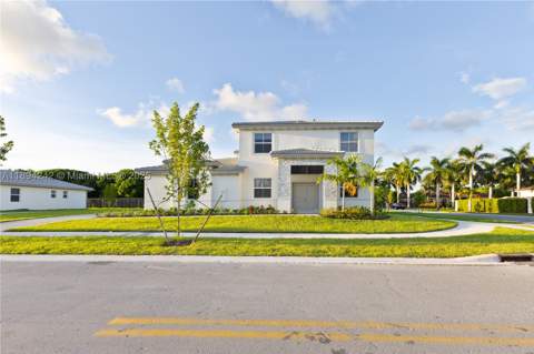 13203 SW 188th Ter, Miami FL - photo 8 of 49
