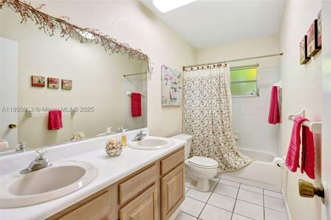 18045 SW 87th Ct, Palmetto Bay FL - photo 20 of 36
