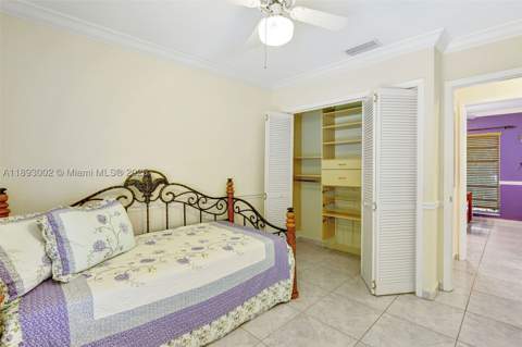 18045 SW 87th Ct, Palmetto Bay FL - photo 21 of 36
