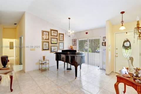 18045 SW 87th Ct, Palmetto Bay FL - photo 7 of 36