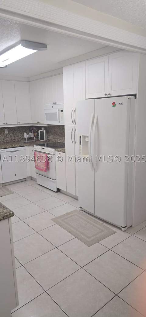7160 W 10th Ave, Hialeah FL - photo 14 of 45