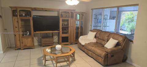 7160 W 10th Ave, Hialeah FL - photo 17 of 45