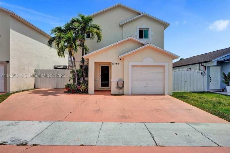 3 bedroom SingleFamilyResidence at 13780 SW 160th Ter, Monaco Dream Homes, Miami — photo 1