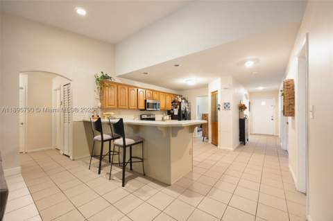 9730 SW 219th St, Cutler Bay FL - photo 10 of 25