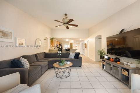 9730 SW 219th St, Cutler Bay FL - photo 12 of 25