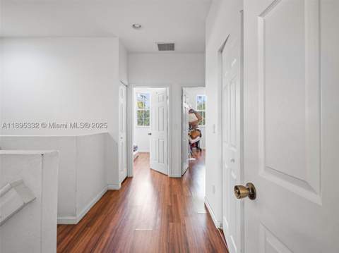 2104 NE 3rd Ct, Homestead FL - photo 16 of 35