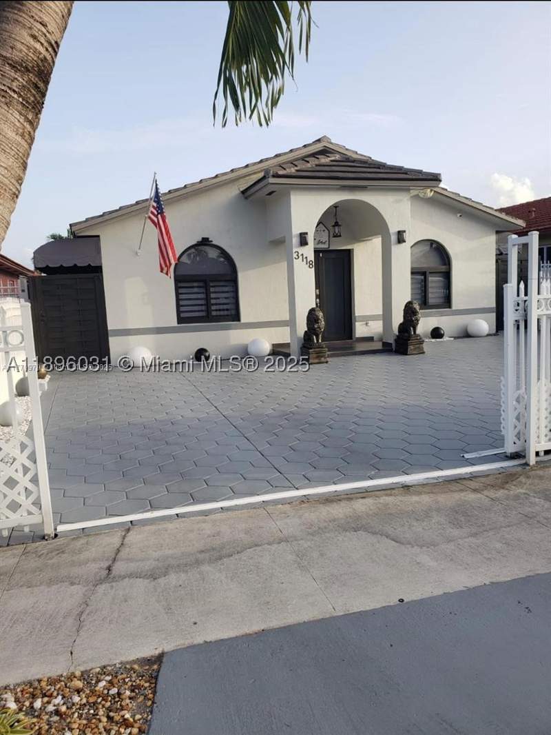 3 bedroom SingleFamilyResidence at 3118 W 71st Pl, Cannon Sub, Hialeah — photo 2