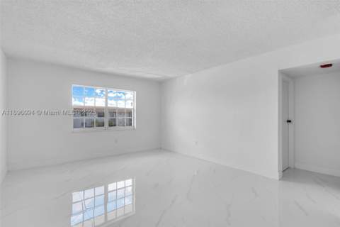 4050 NW 135th St 21-11, Opa Locka FL - photo 7 of 23