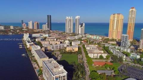 201 178th Dr 426, Sunny Isles Beach FL - photo 19 of 34