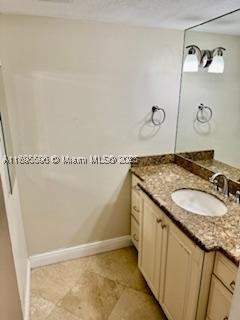 2625 Collins Ave 1507, Miami Beach FL - photo 15 of 19