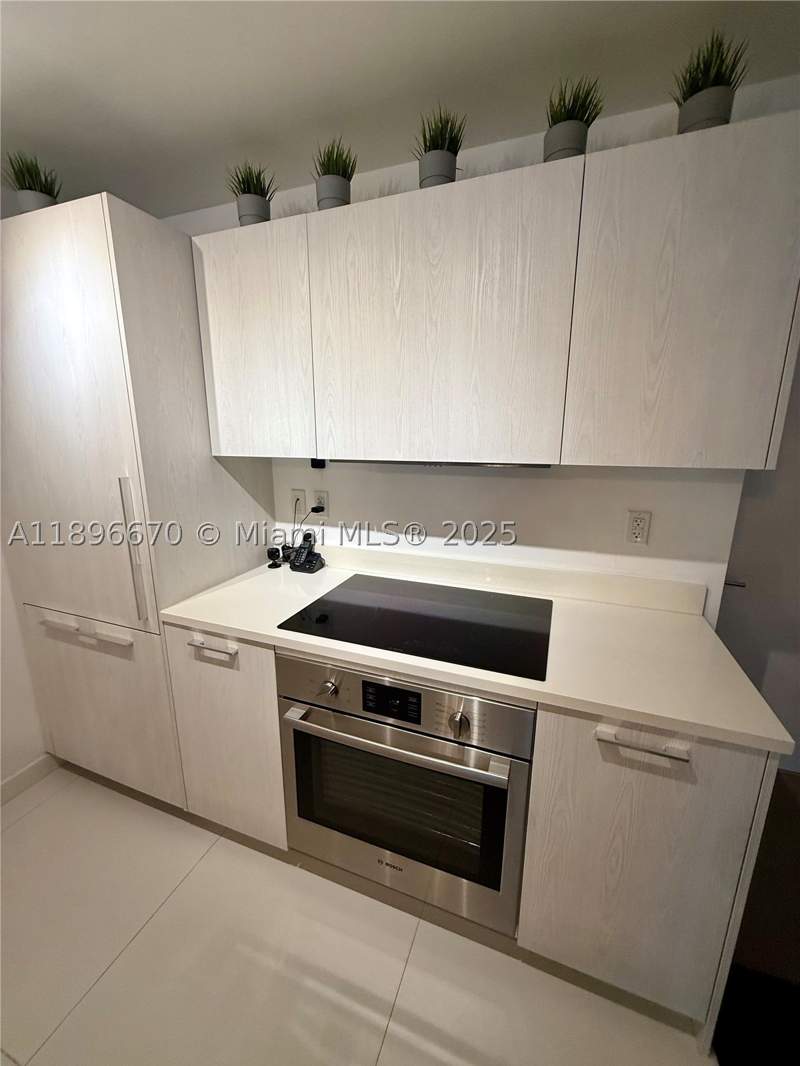 1 bedroom Condominium at 501 NE 31st St 602, Paraiso Bayviews Condo, Miami — photo 4