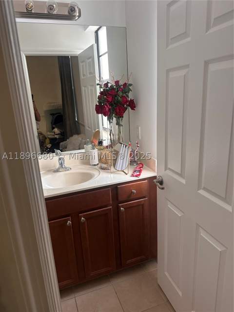 8867 W 35th Way, Hialeah FL - photo 14 of 15