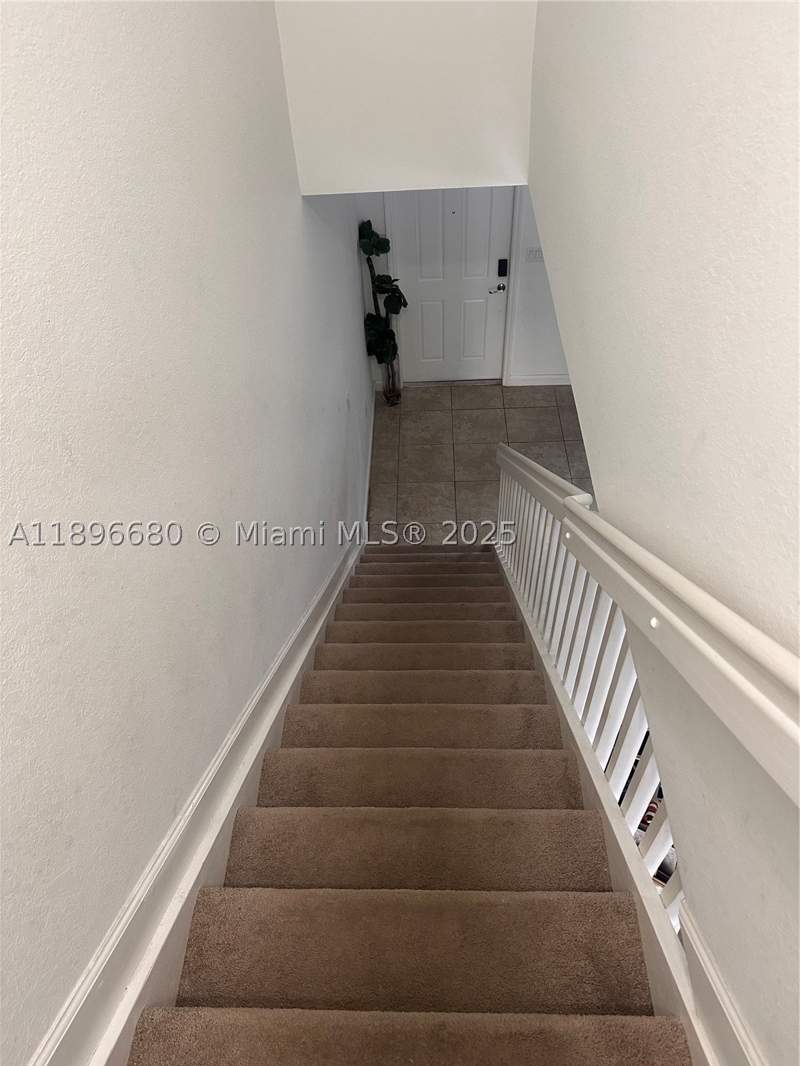 2 bedroom Townhouse at 8867 W 35th Way, Bellagio Villas, Hialeah — photo 2