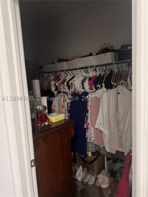 8867 W 35th Way, Hialeah FL - photo 9 of 15