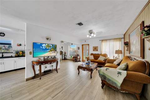 5402 SW 128th Pl, Miami FL - photo 12 of 25