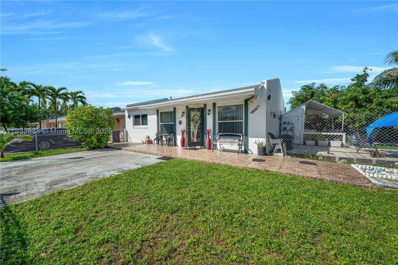 4 bedroom Townhouse at 5402 SW 128th Pl, Royale Green Townhouse SE, Miami — photo 3