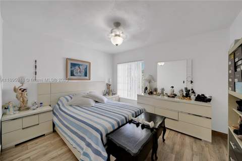 5402 SW 128th Pl, Miami FL - photo 7 of 25